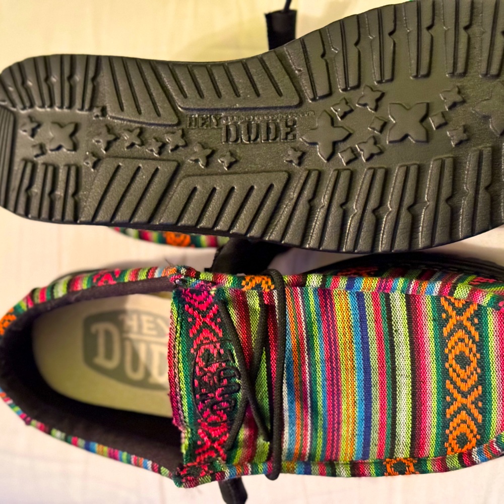 Hey Dude Shoes size 9 women’s